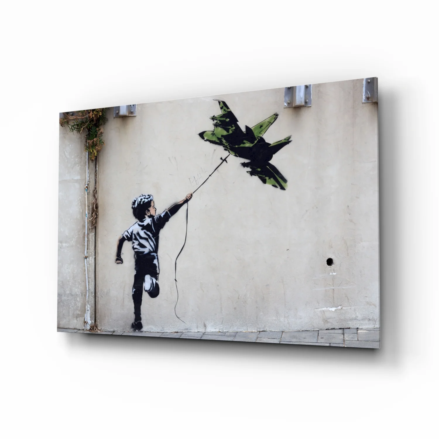 War Kite Glass Art - Image 2