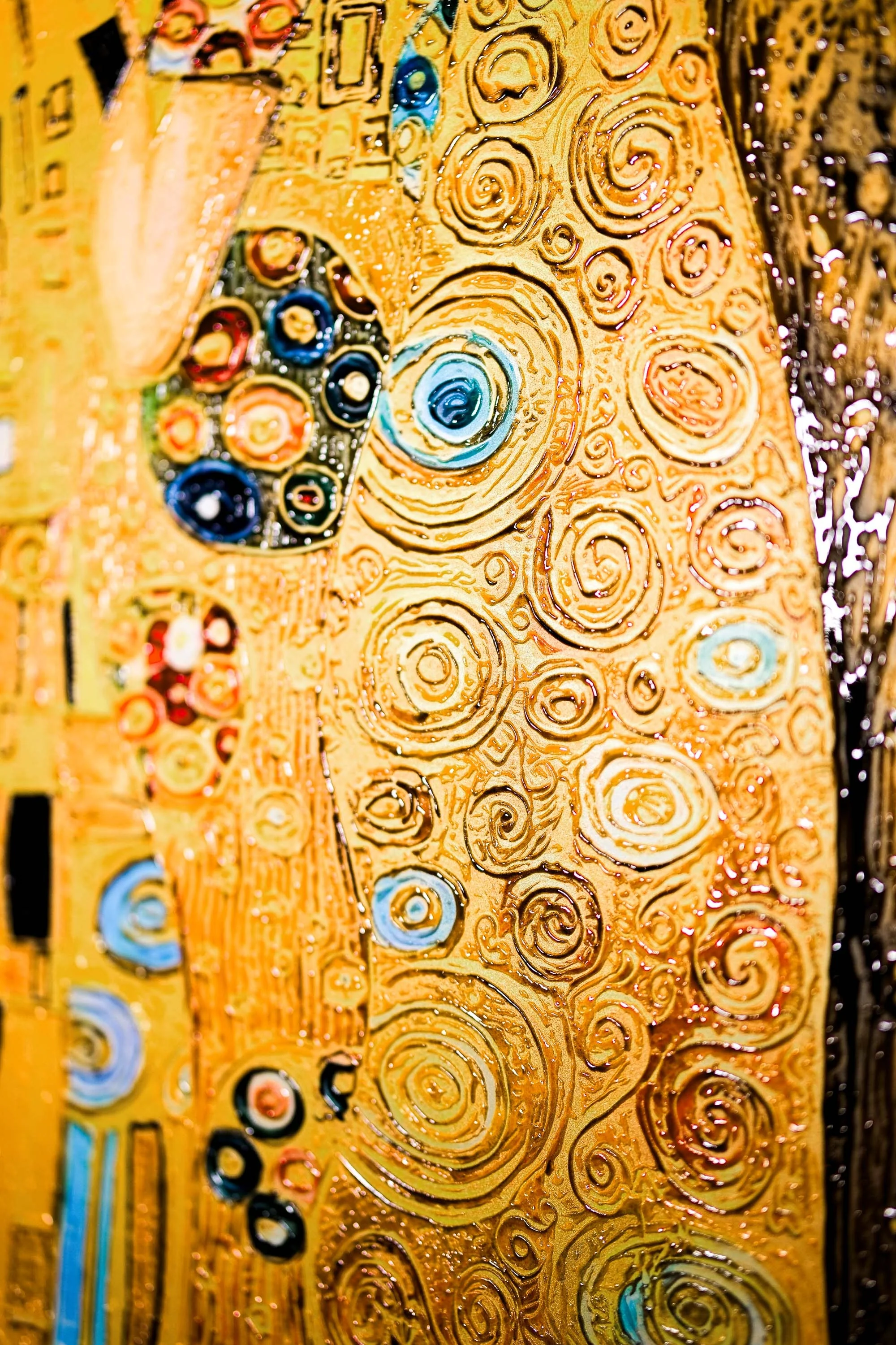 Golden Embrace Reverie — A Textured Tribute to Klimt’s Masterpiece - Image 8