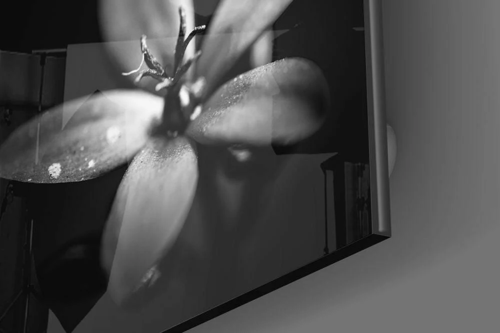 Flower Glass Wall Art - Image 4