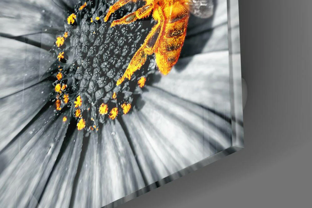 Bee Glass Wall Art - Image 4
