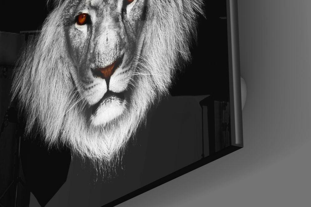 Lion Glass Wall Art - Image 3