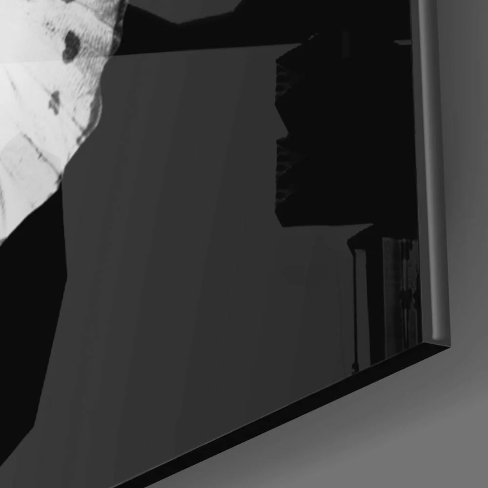 The Elegance of the Butterfly Glass Wall Art - Image 3