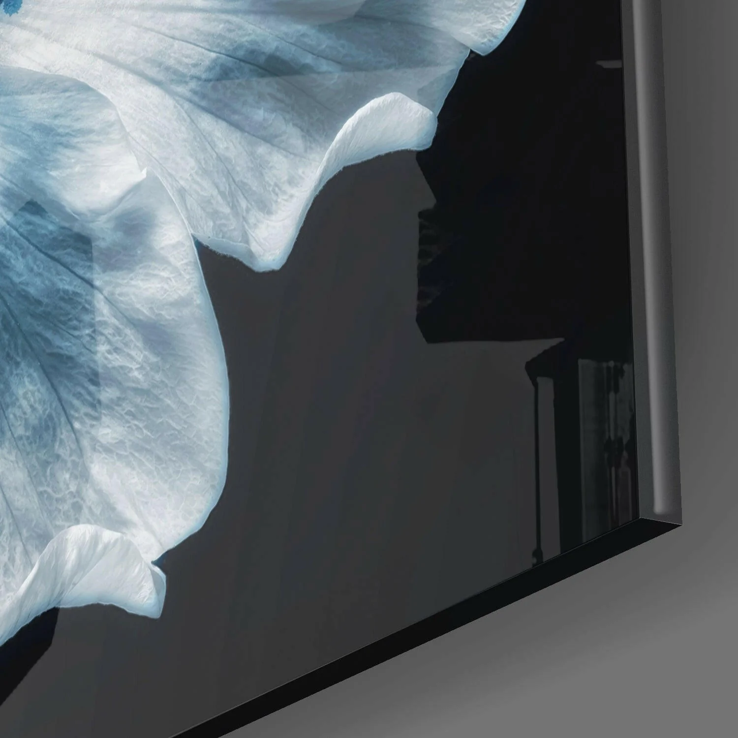 Flower Glass Wall Art - Image 2