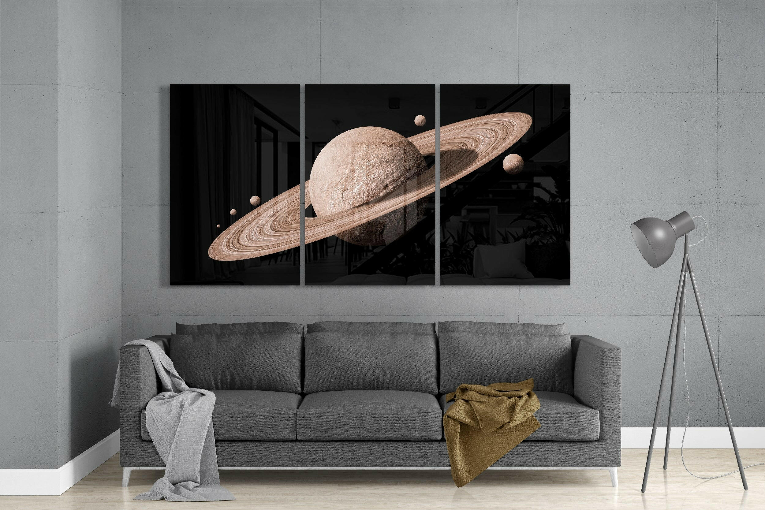 Saturn Glass Art - Image 3