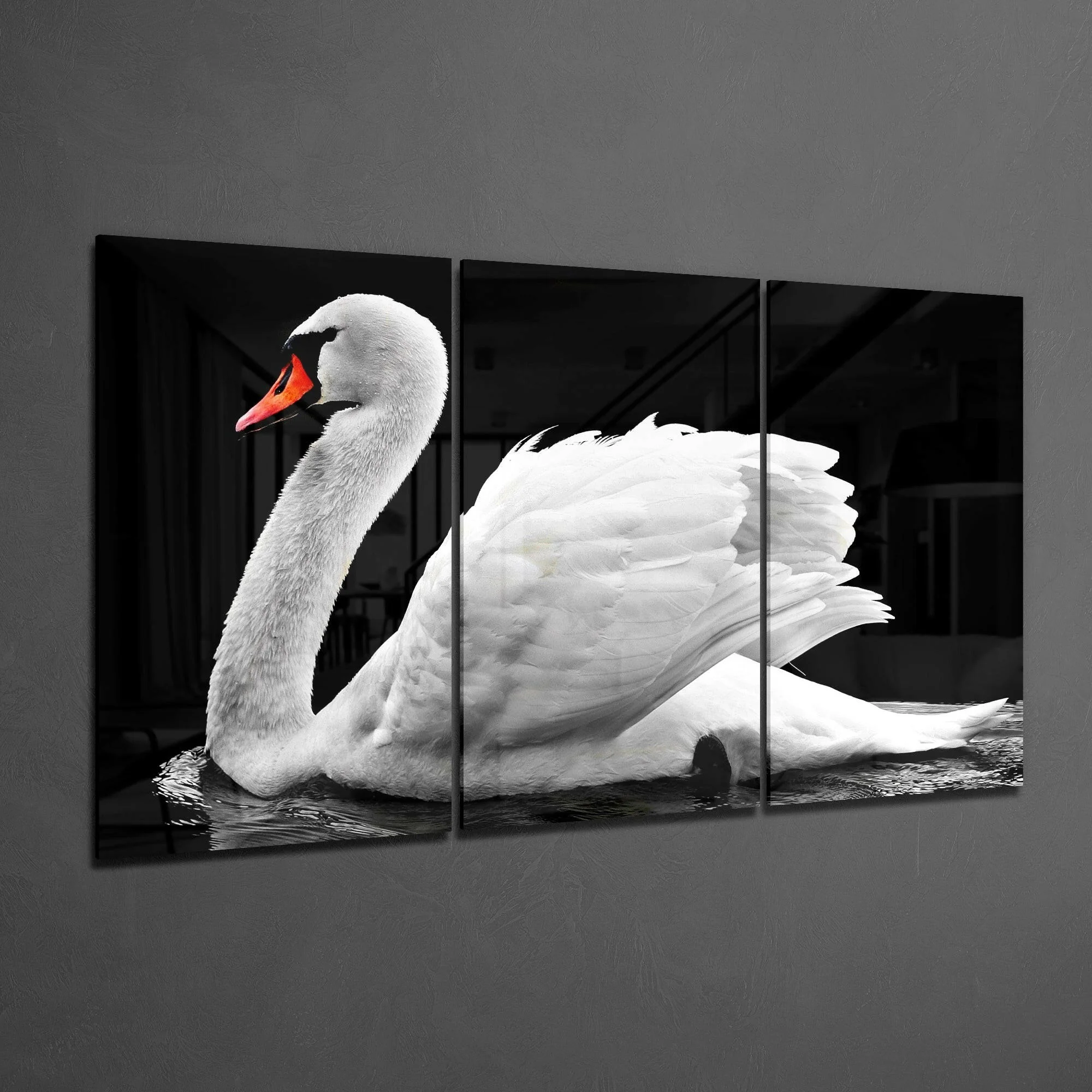 Swan Glass Art - Image 2