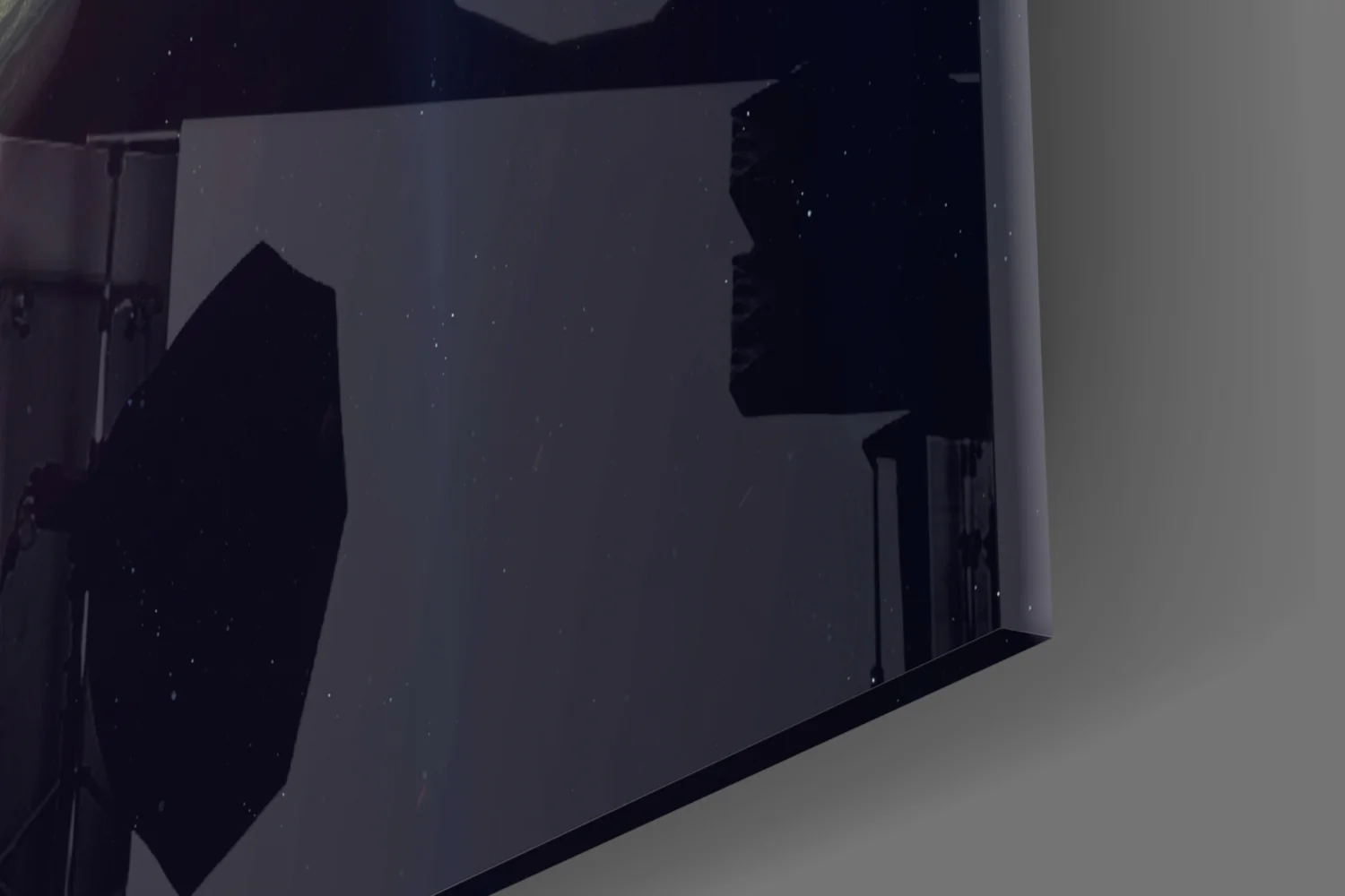 Saturn Glass Wall Art - Image 7