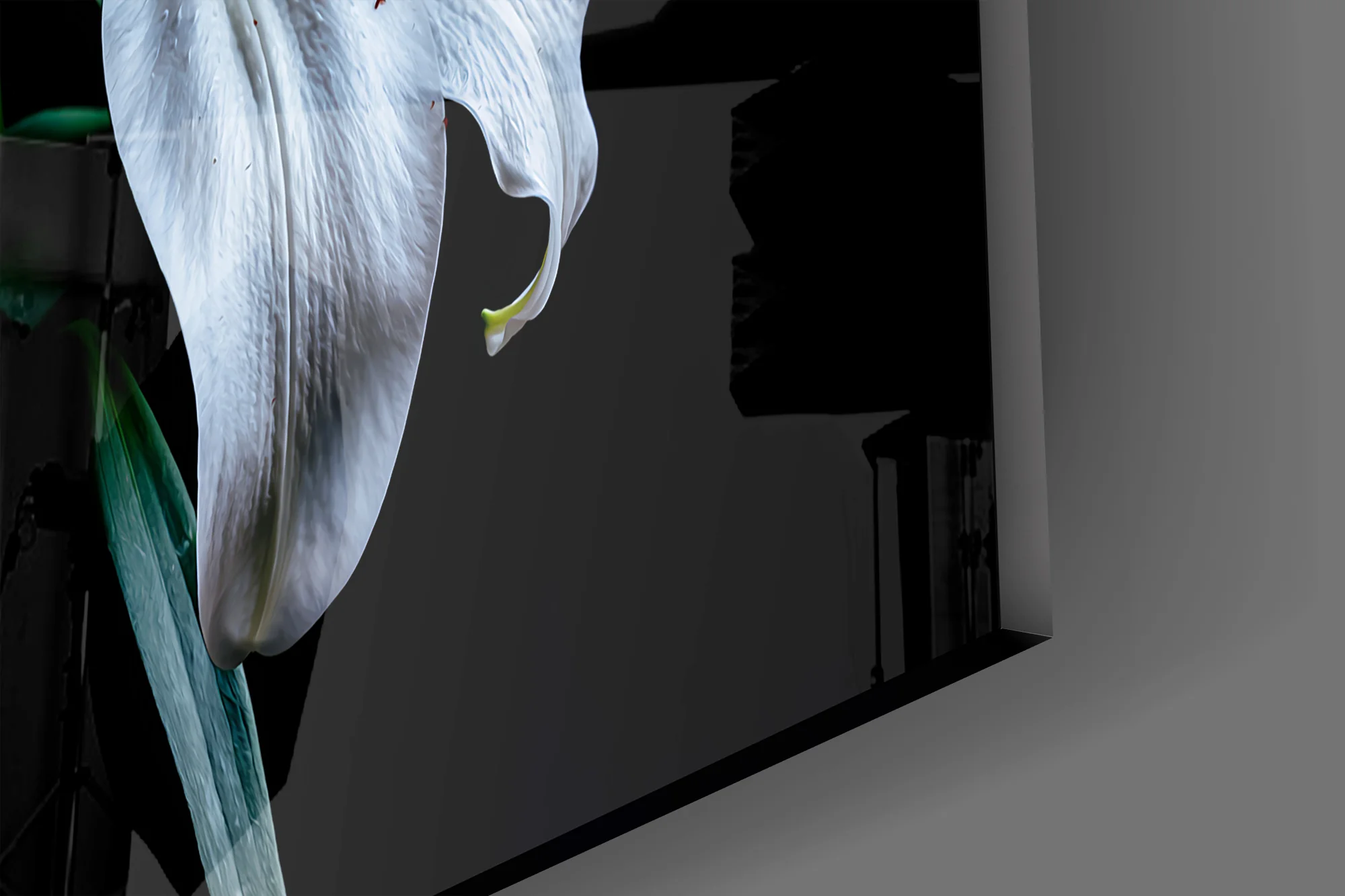 Elegant Lily Bloom Glass Wall Art - Image 3
